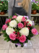 Букет хризантемы, розы одноголовой, розы кустовой 0