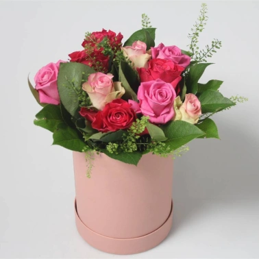 Букет Шляпная коробка Роза Вишнево-Розовая Bouquet Hat Box Rose Cerise Pink