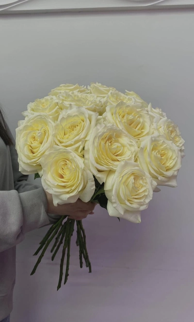 Букет цветов, роза (одноголовая) ,белый , 15 штук, 60 см