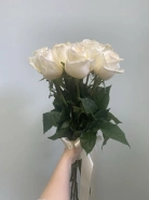 Розы белые 9 штук 0