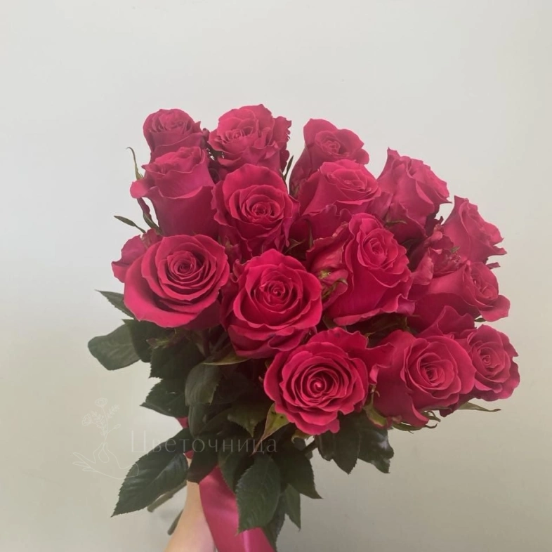 Розы розовые 15 штук